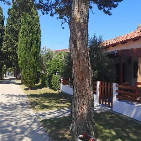 Διαμέρισμα Queen Beach Sabunike - Green Street I